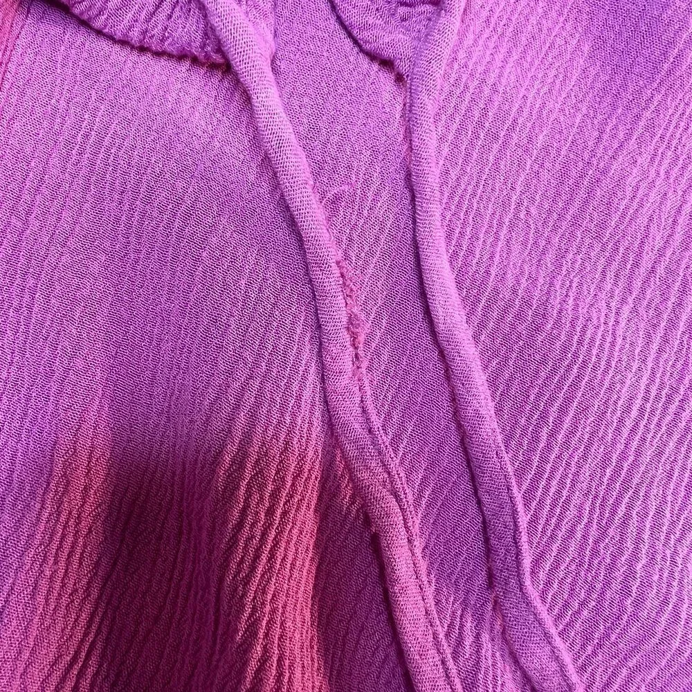 Michael Kors - Blouse Women's Size 6 Pink Rippled Keyhole Neck Ruffle Band Waist